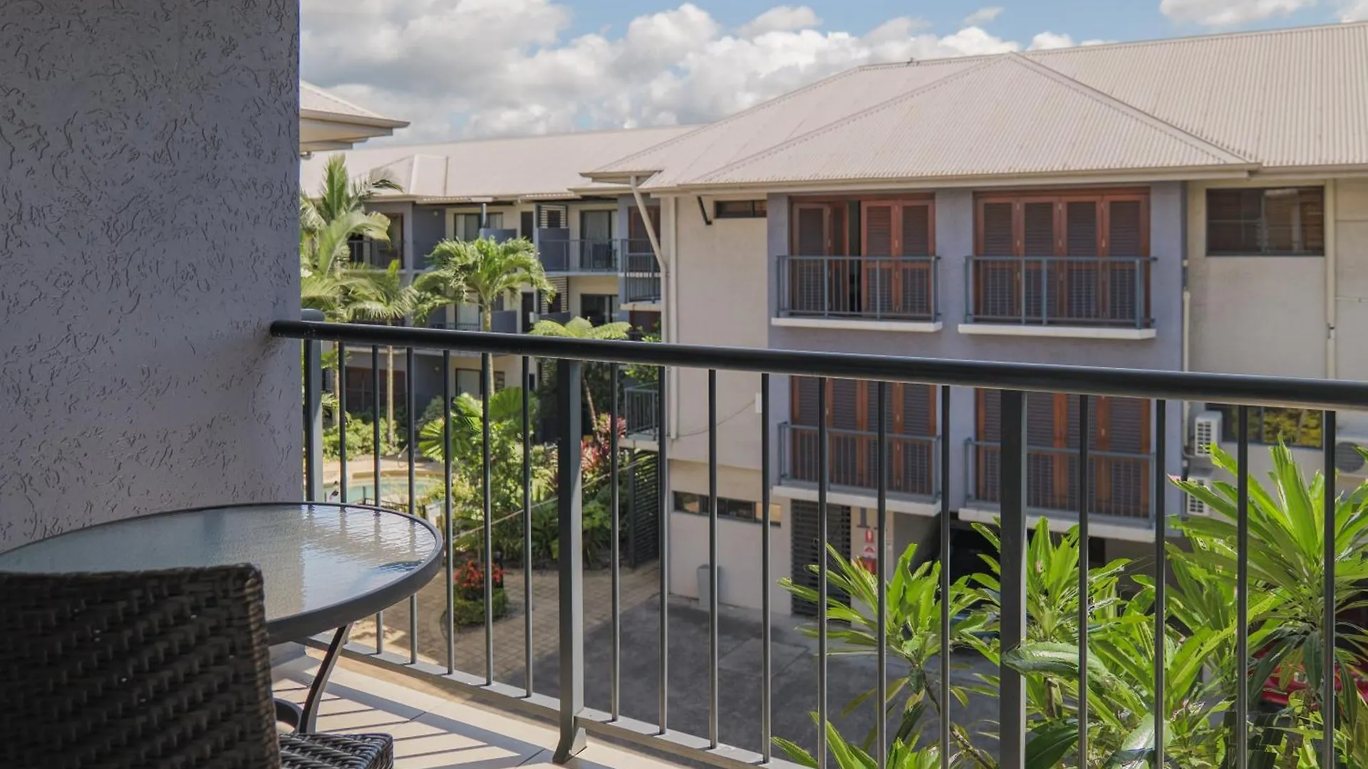 Southern Cross Atrium Apartments Cairns